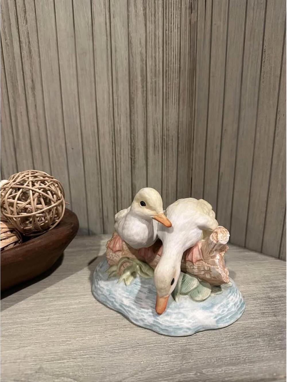 Homco Ducks Collectible Figurine Porcelain Masterpiece Vtg Easter 4” x 6”